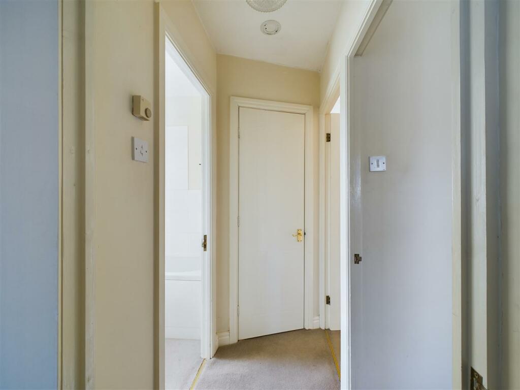 INNER HALLWAY