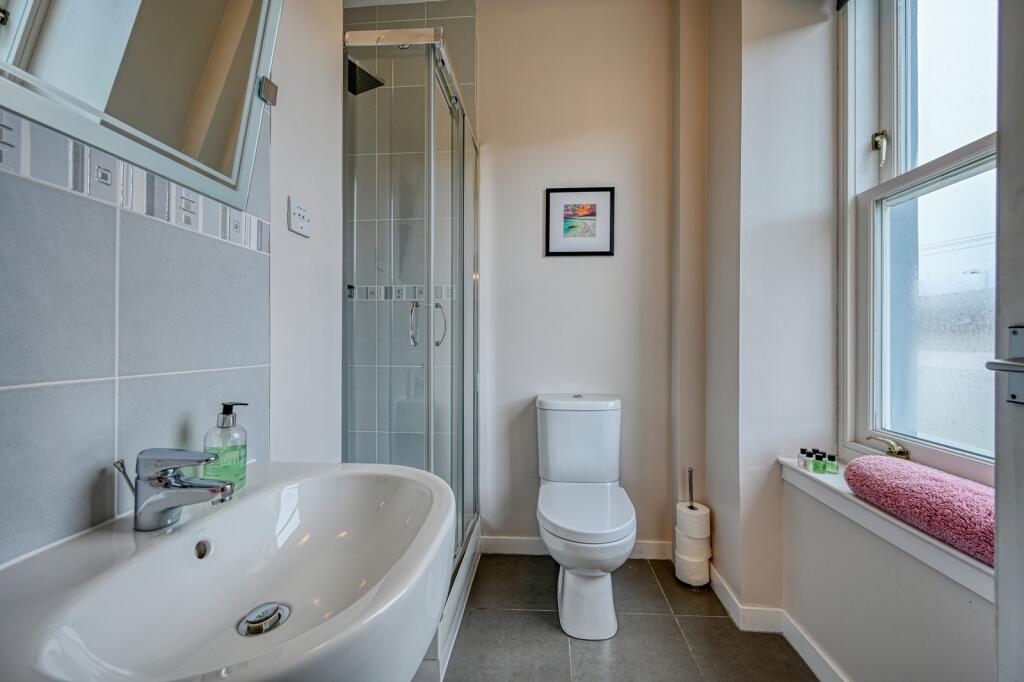 Bedroom 2 En Suite