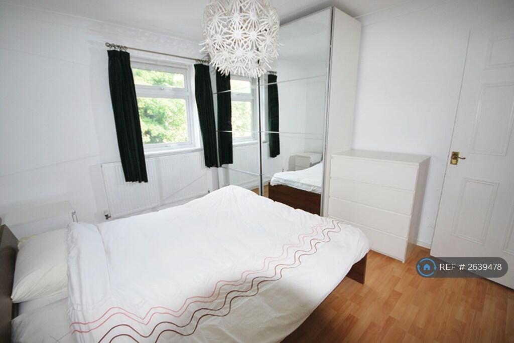 Double Bedroom With Habitat Solid Oak Double Bed