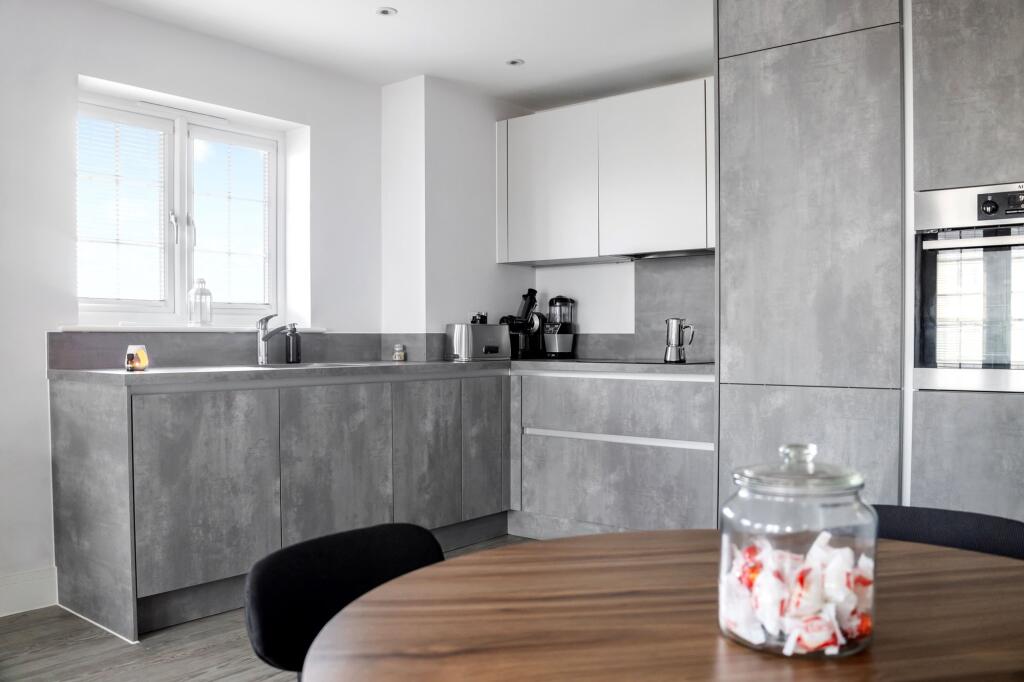 Kitchen / Lounge / Diner