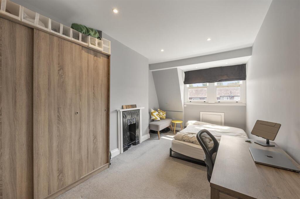 BEVERLEY ROAD 6C (9 FROM 13)-7.jpg