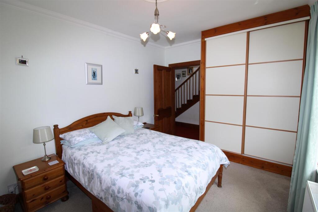BEDROOM ONE  (4).JPG