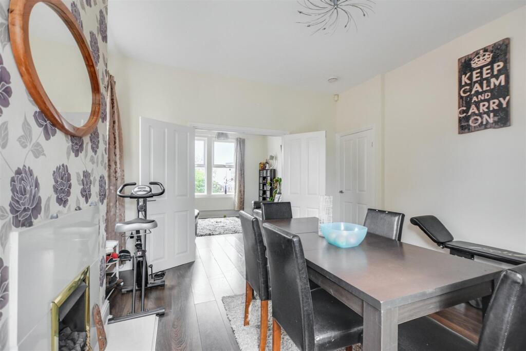 Dining Room_2.jpeg