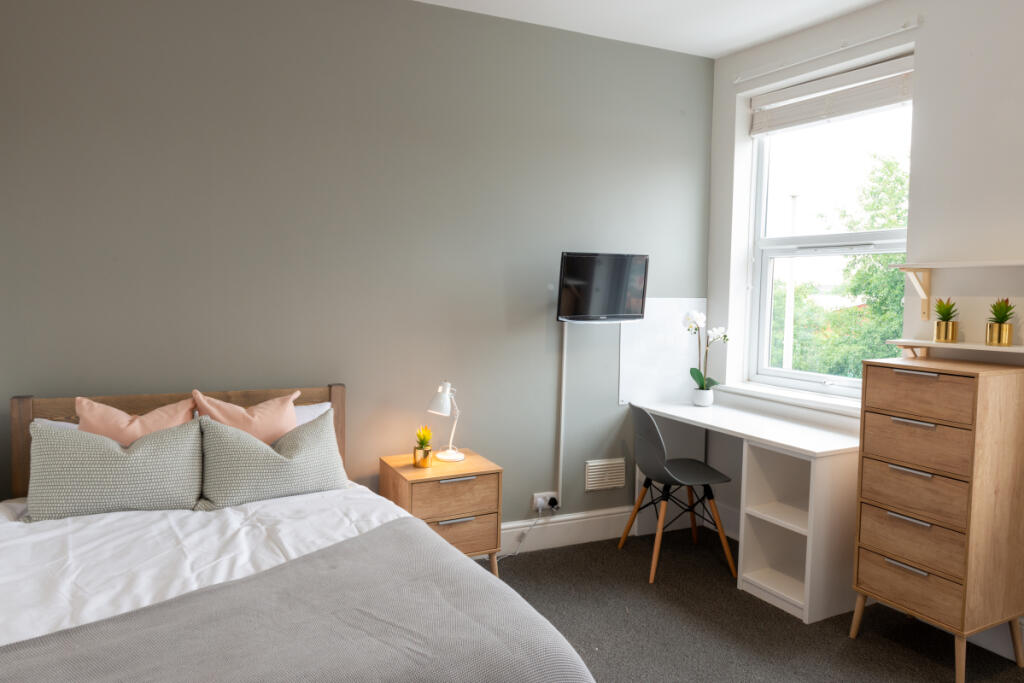 11 Well Street, Bedroom 3