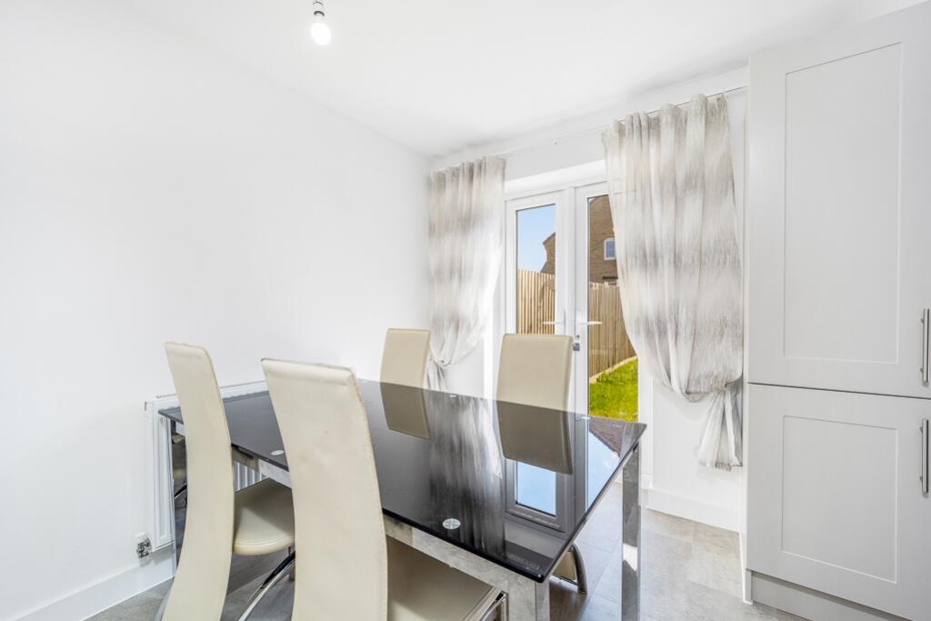 12 Frogmore Road (Holbeach)-17