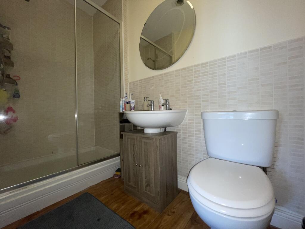 En-suite Bathroom