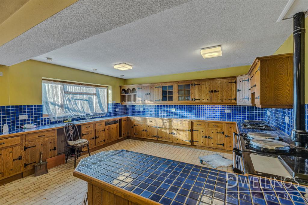 TUTBURY ROAD