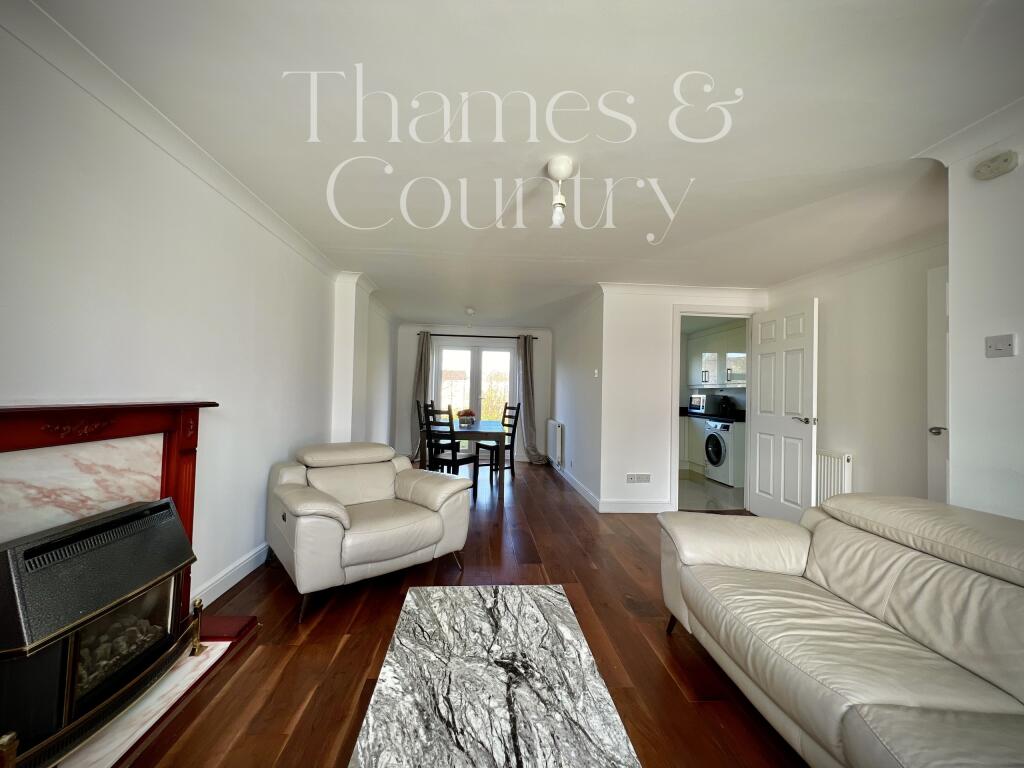 Living dining area