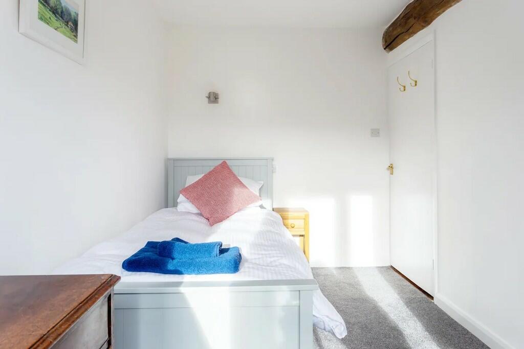 Bed 3