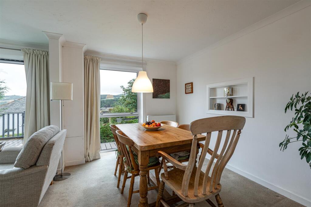 5 Leaderdale Crescent Earlston 19.JPG
