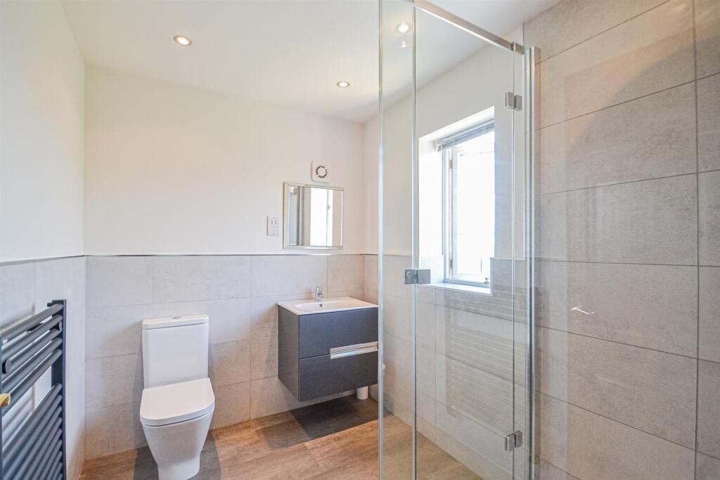 En-Suite Shower Room