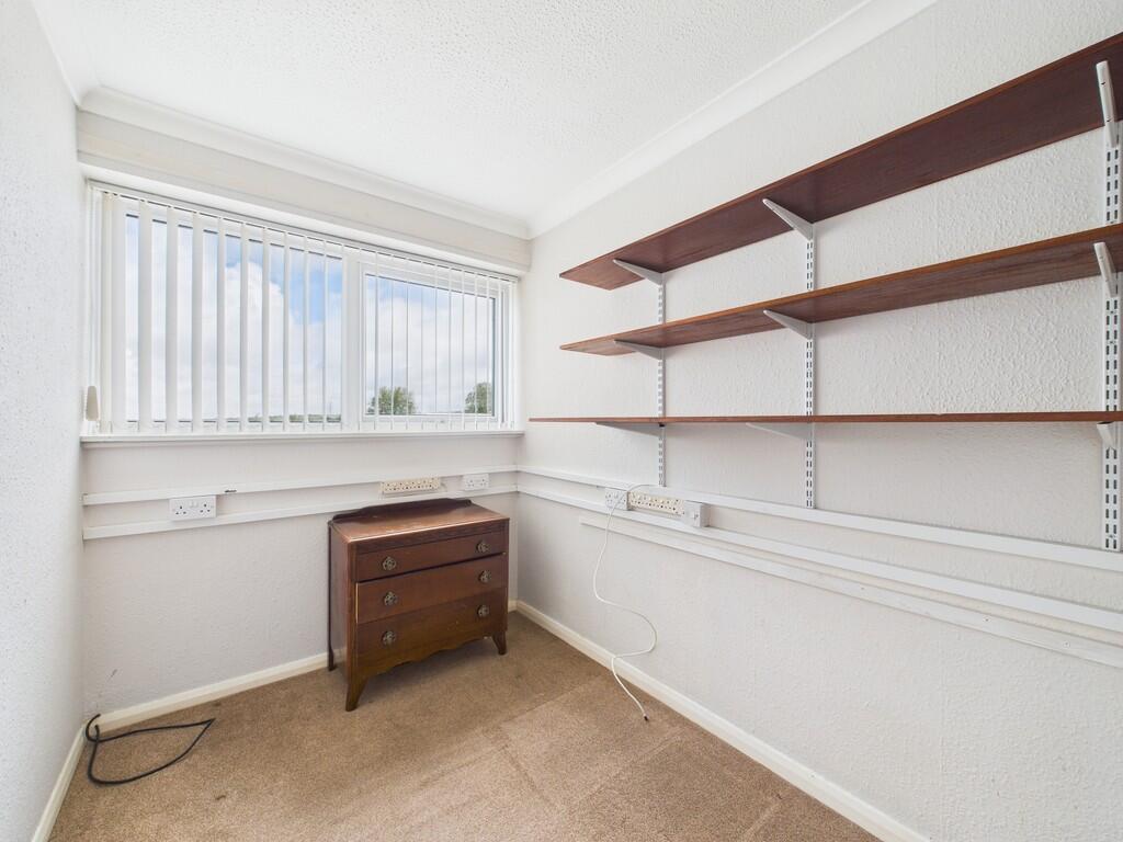 CAM02089G0-PR0560...