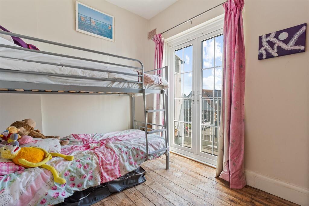 Brook Barn Way 20_020.jpg