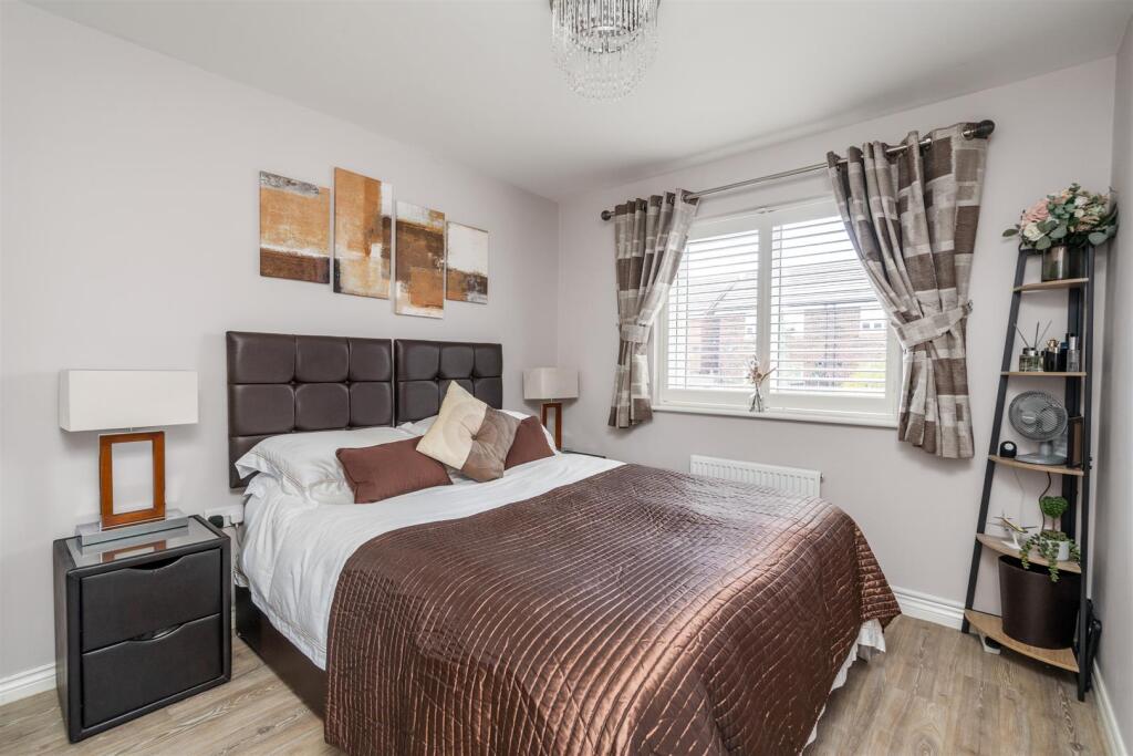 35 Barton Drive_2.jpg