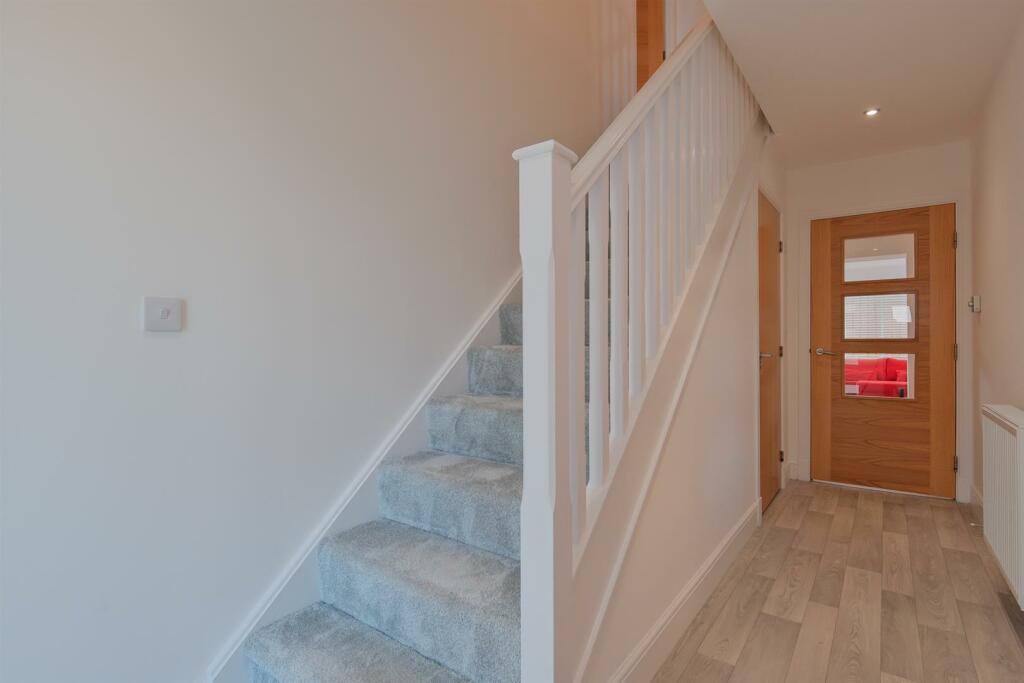 037-5 Curriefield View, Cleland ML1 5GQ.jpg