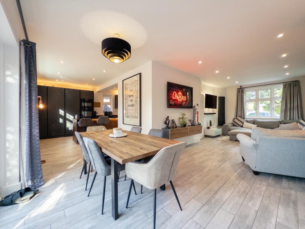 20251028100017 - 2025-10-28_10-00-17 - 45 High Roa