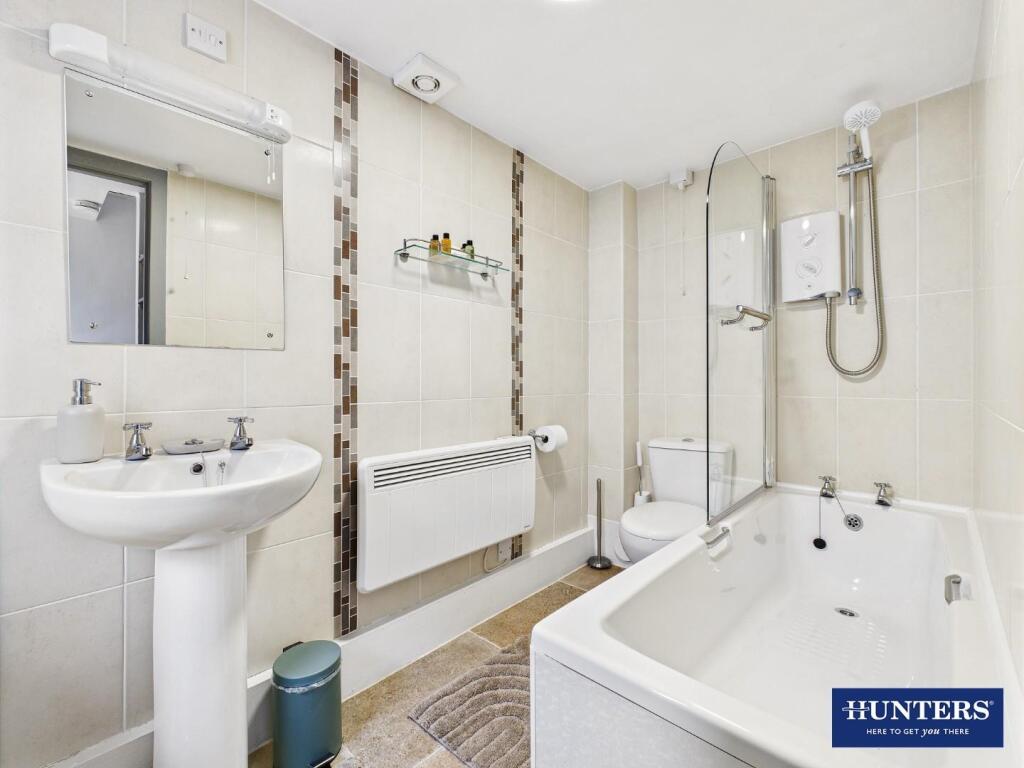 Laurel Cottage - Bathroom
