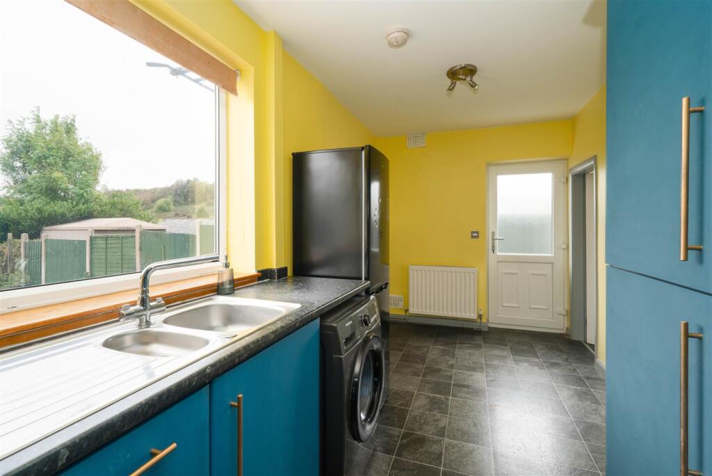 Kitchen-2.jpg