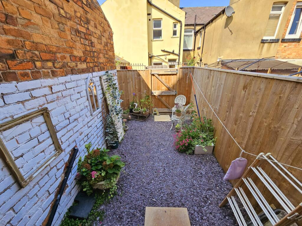 2dd7df79-f83d-4a0f-aa07-ae4511732648