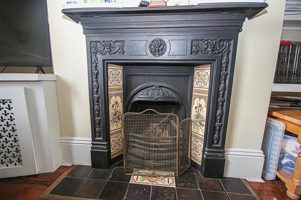 Fireplace.jpg