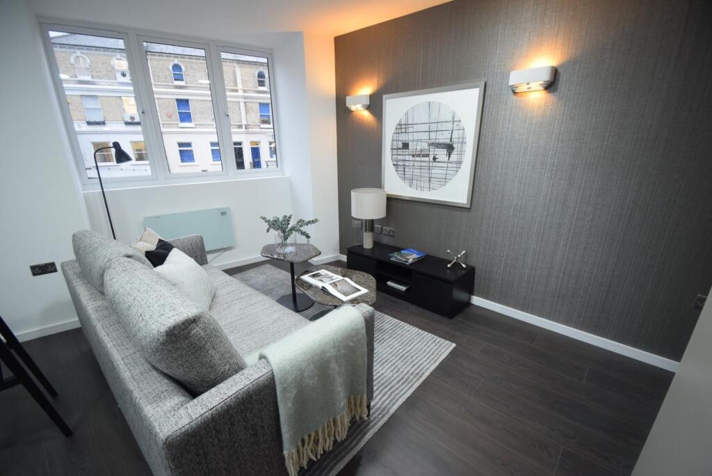 Berkeley House  lounge Nov 20.JPG