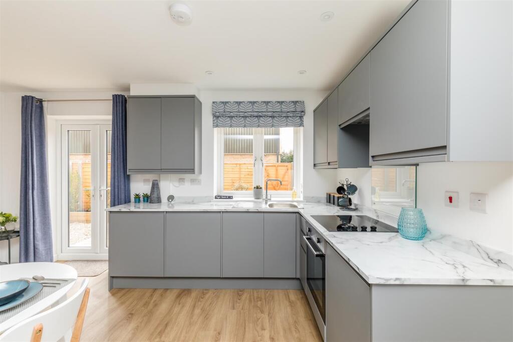 Whested Road, 23, Lower Flat-11.JPG