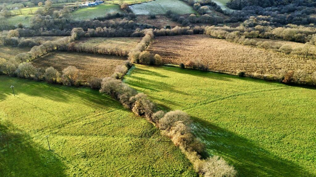 dji_fly_20241120_151718_23_1732461415741_photo_opt