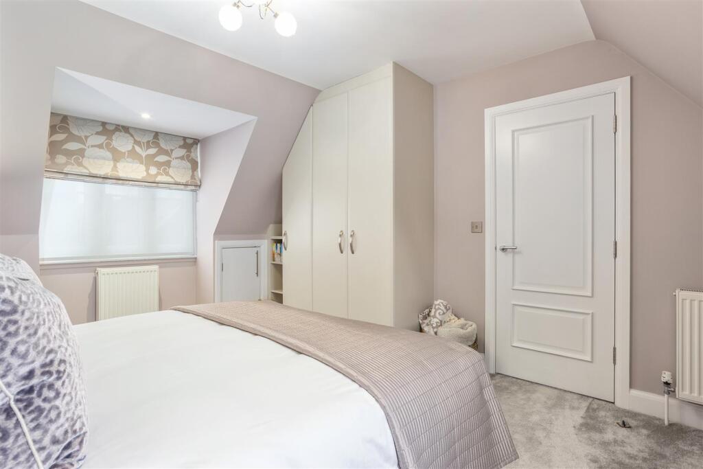 18 Baillie Park 316112 16.jpg