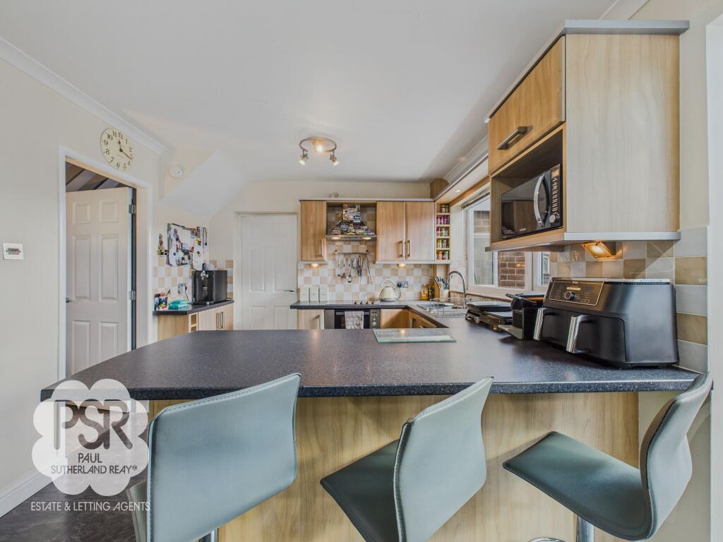 Kitchen Diner - Breakfast Bar