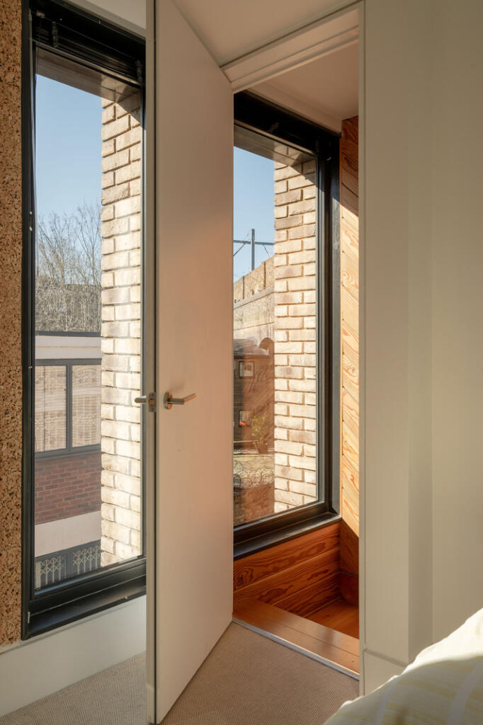 266068 - Prowse Place, London NW1 - high res - ...