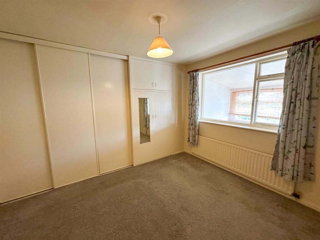 Two bed semi-detached bungalow, Silsden 7