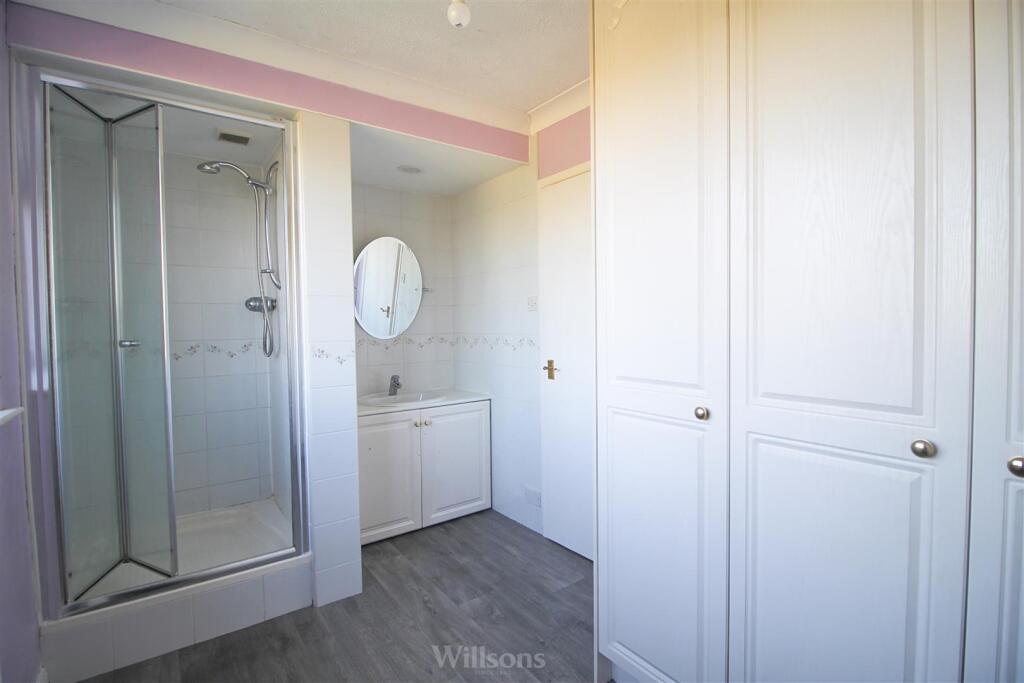 En-Suite/Dressing Room