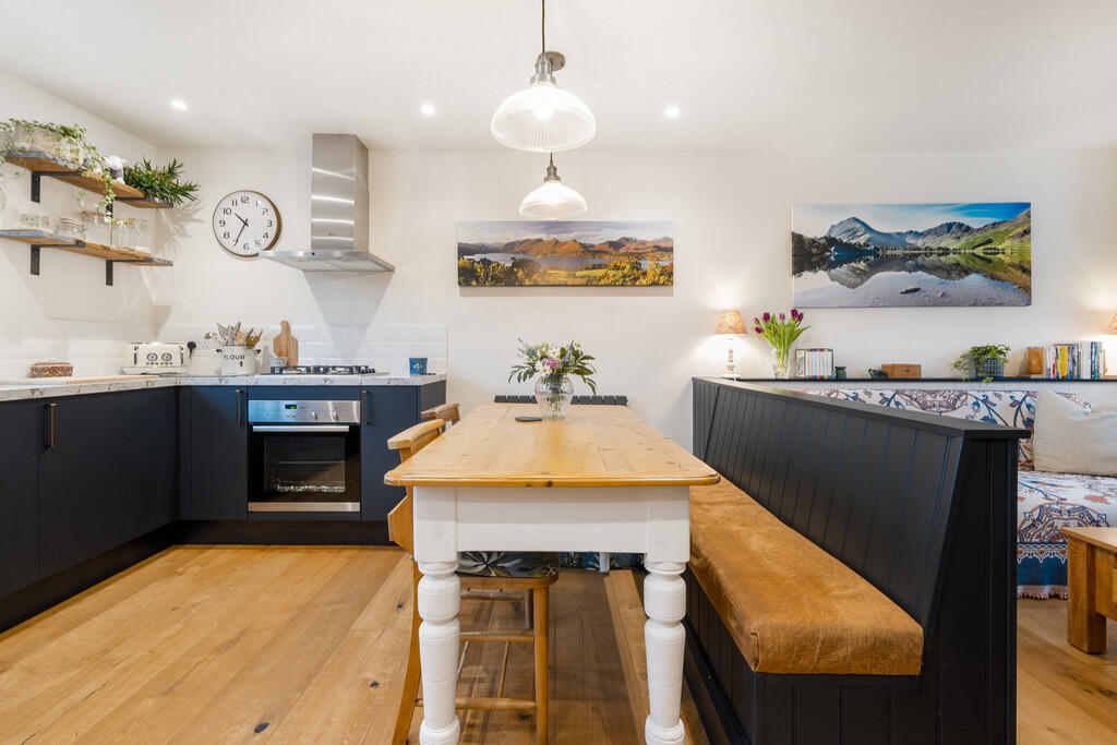 Kitchen/ Dining R...