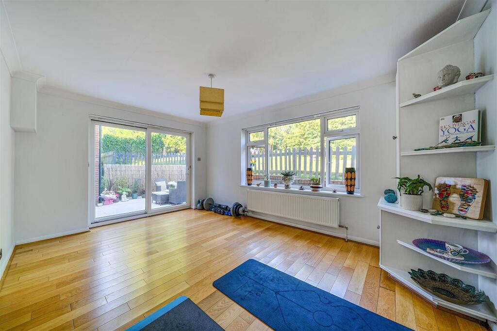 Family Room: