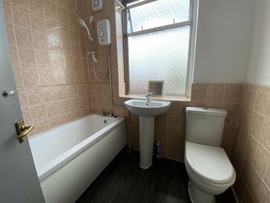 Bath/Shower Room &amp; W