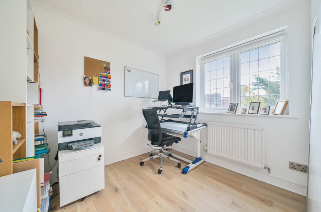 1364073-14-68ed8d...