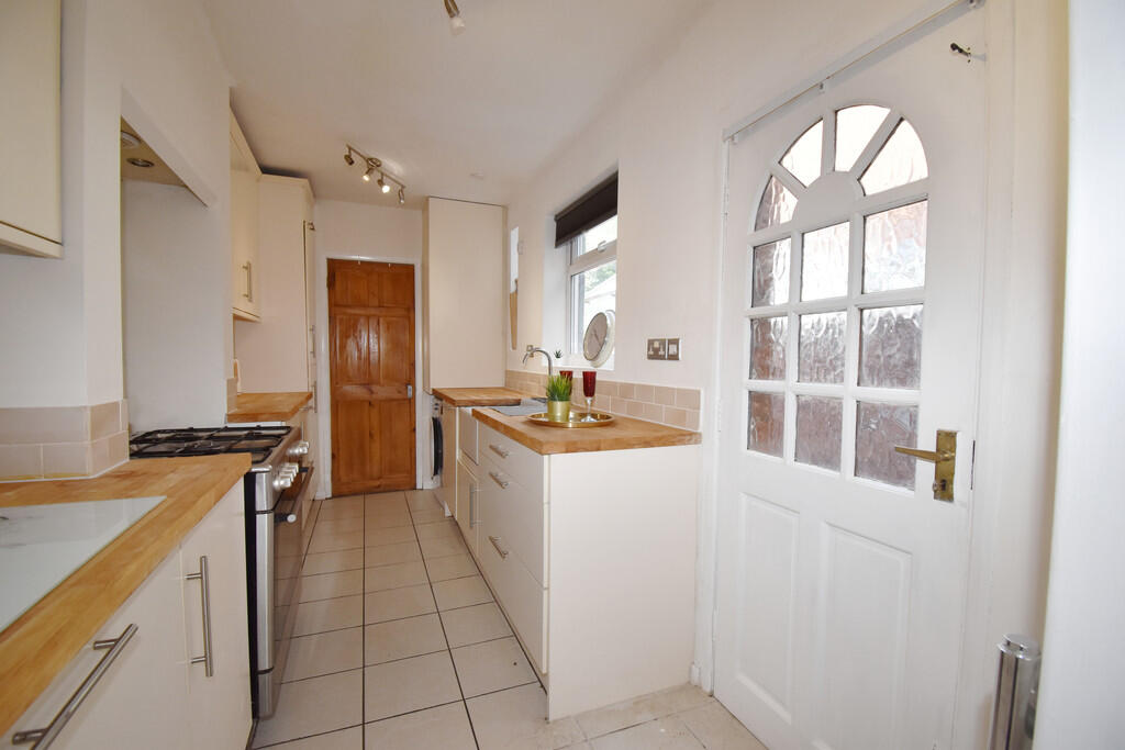 Kitchen 1