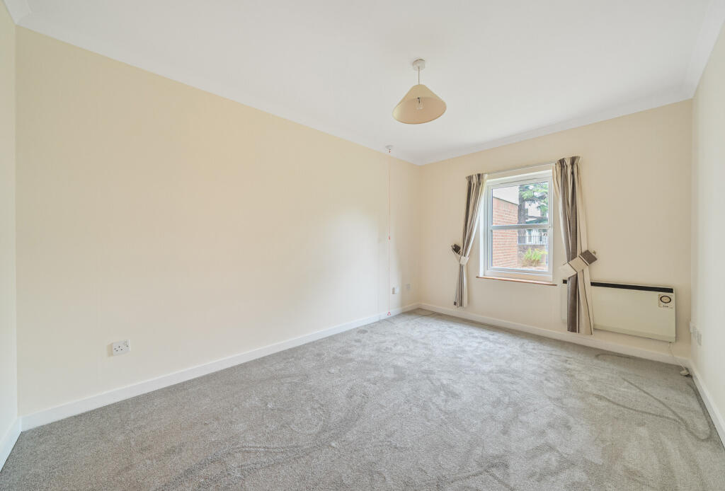 1334317-1-6890782...