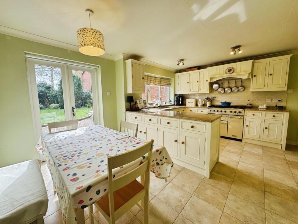 Breakfast Kitchen.jpg