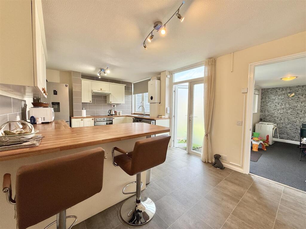 kitchen Towards Entrance Hall.JPG