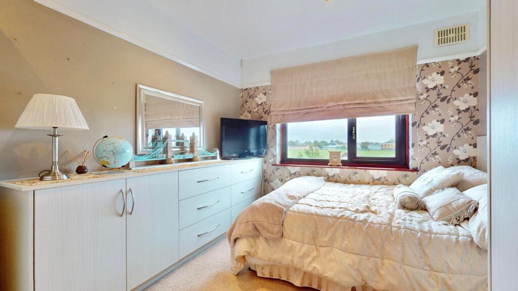 15-Coombewood-Drive-09182025_161836.jpg