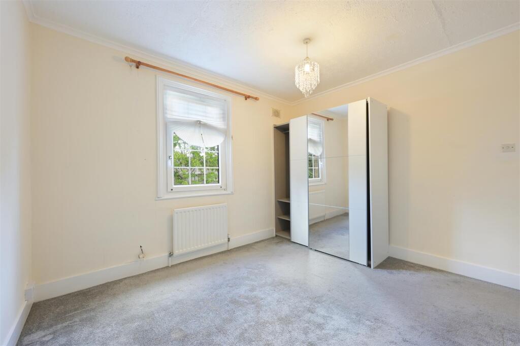 BEACONSFIELD PLACE  (13).jpg