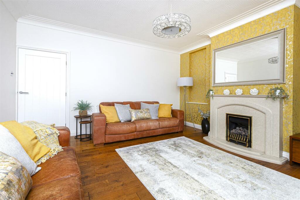 Bramleys Estate Agents - Butternab Road (lounge.).