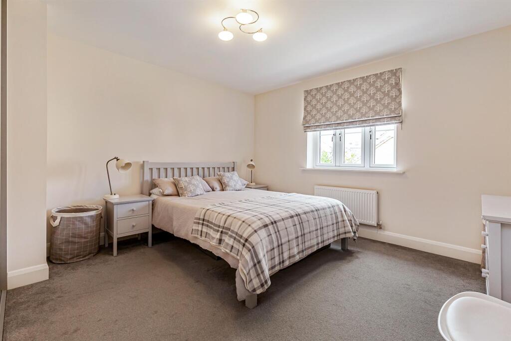 Master Bedroom 1.jpg