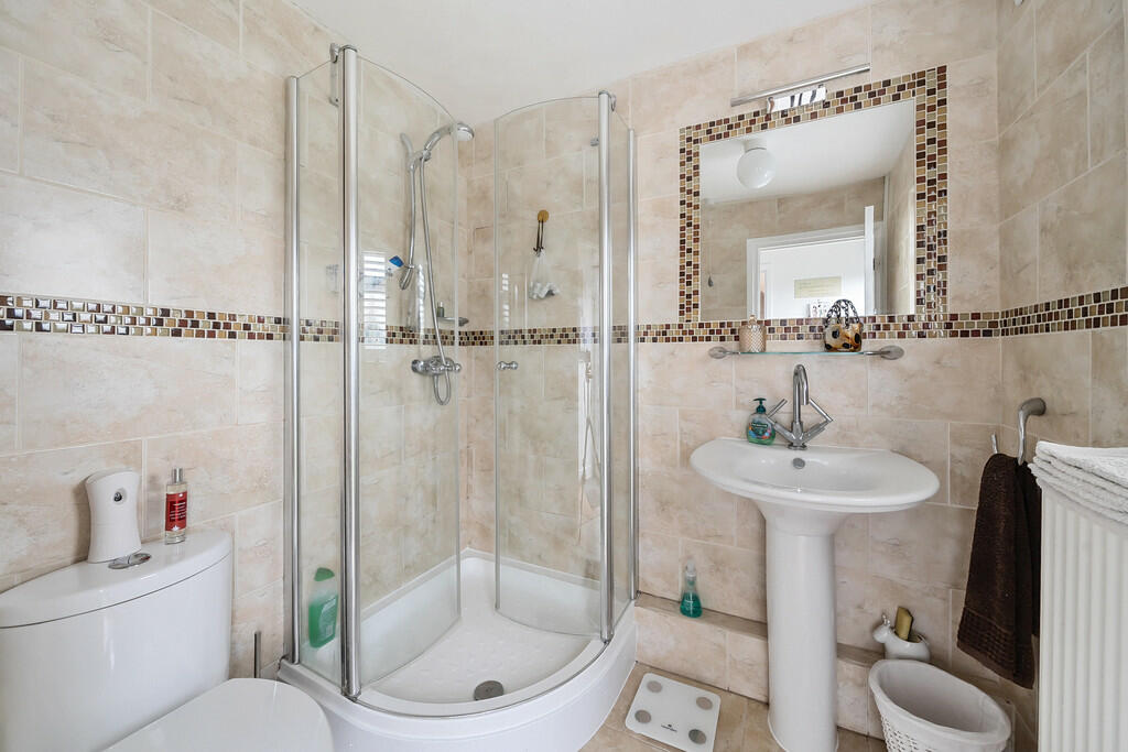 Downstairs Shower...