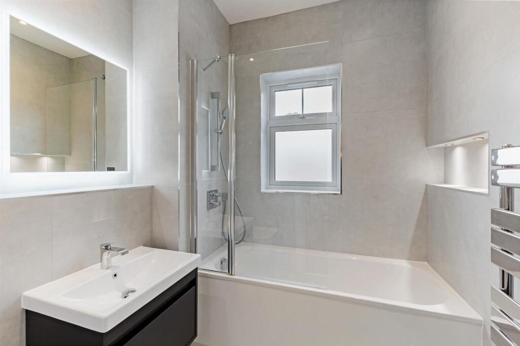 87516_Birchwood House  (20)_low.jpg