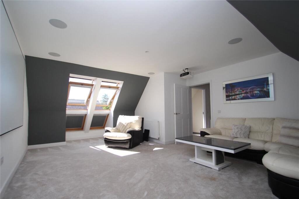 Cinema Room/Bed 6