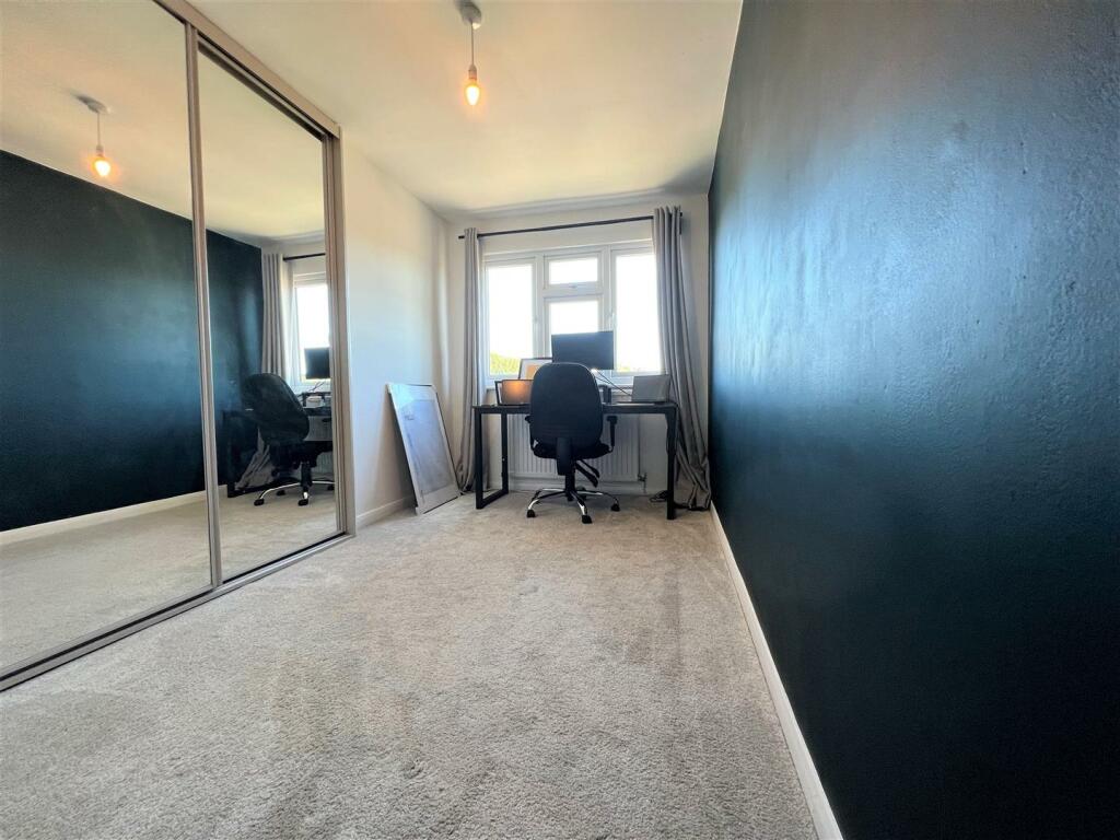Bedroom.jpg