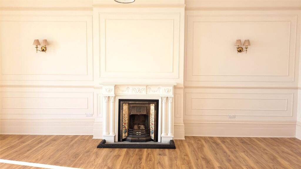 Living Room/Kitchen