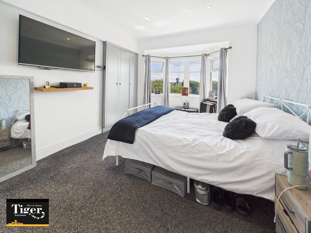 CAM02176G0-PR0691...